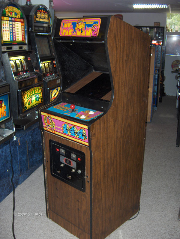Ms. Pacman Cabaret